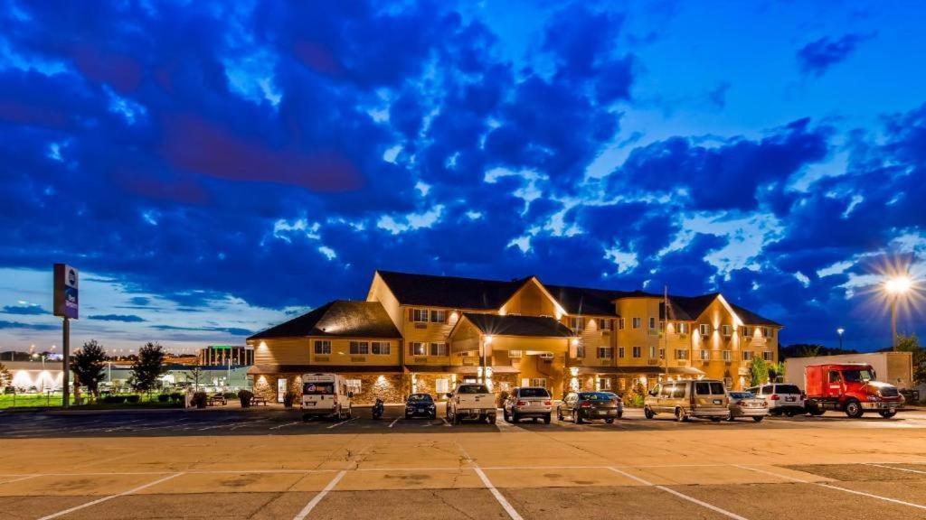 Old Mill Inn Omaha Extérieur photo